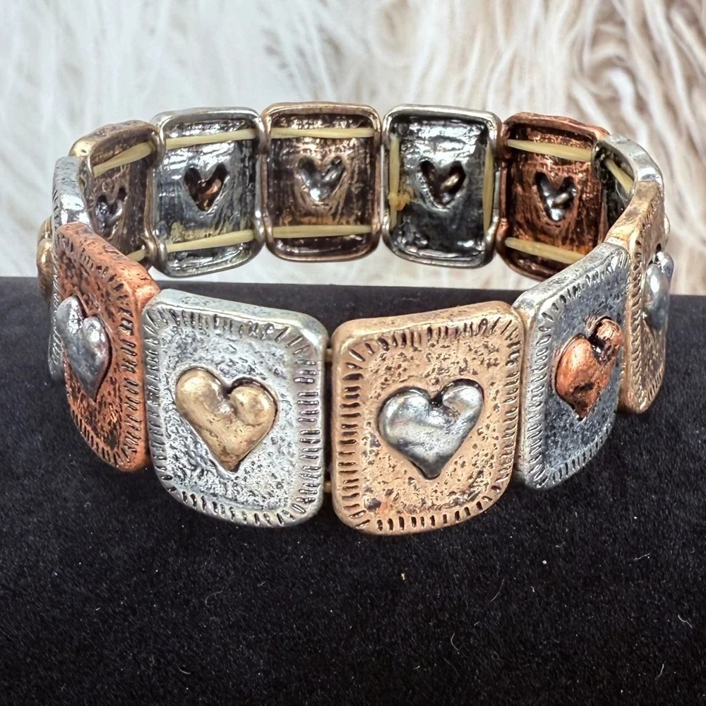Multi tone metal heart bohemian chic stretch bracelet